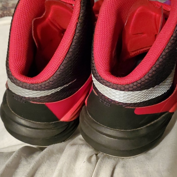 Nike  Mens Prime Hype DFII